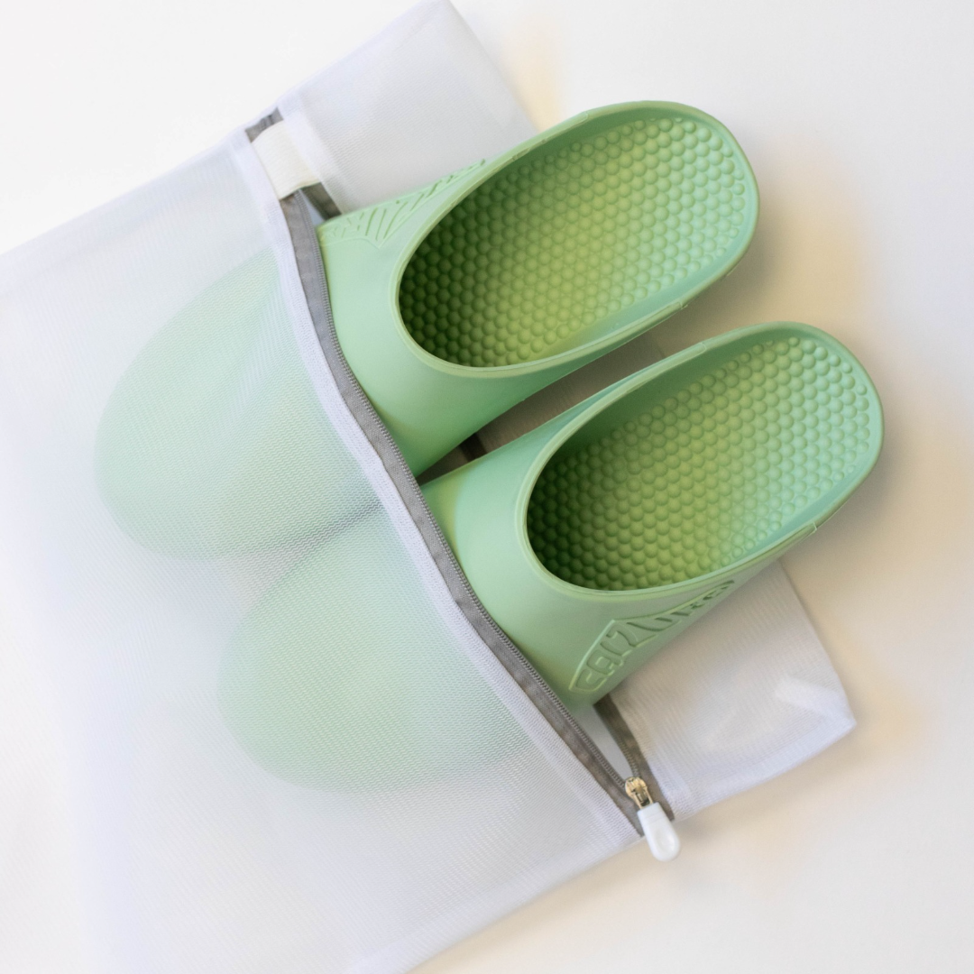 Calzuro Laundry Bag Machine Wash Bag for Clogs Calzuro